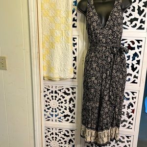 Society AMUSE- super cute summer romper. S